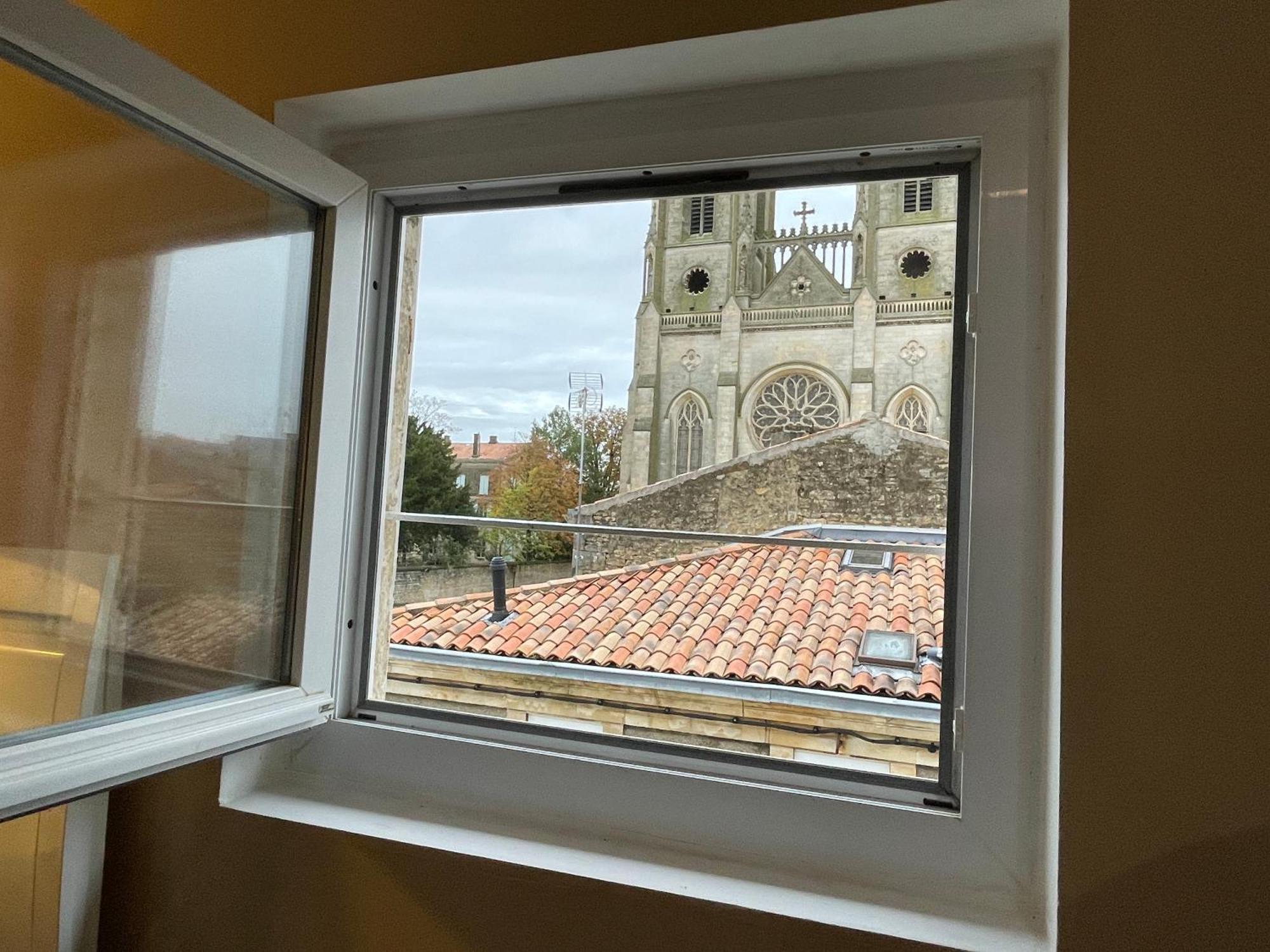 ニオールChez Jean-Yves Et Zoe - Le Saint Andre - Au Calme, Tres Propre, Proche Parkings, Climアパートメント エクステリア 写真